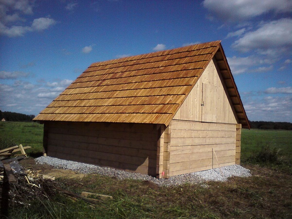 Tradice šindelářského řemesla žije dál, kde šindele pořídíte?